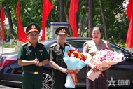 Lao GDP Chief visits Military Region 2 and its affiliates